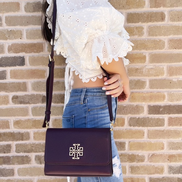 Tory Burch Handbags - NWT Tory Burch large combo Crossbody Plum